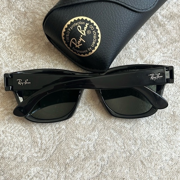 Brand New Ray-Ban Polarized Square Sunglasses Polished Black Frame Green Lens main image 11